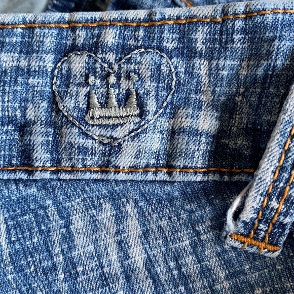 Dada Women's Stone Washed Textured Mid Rise Boot Cut Denim Blue Jeans Size 12 - Picture 6 of 10